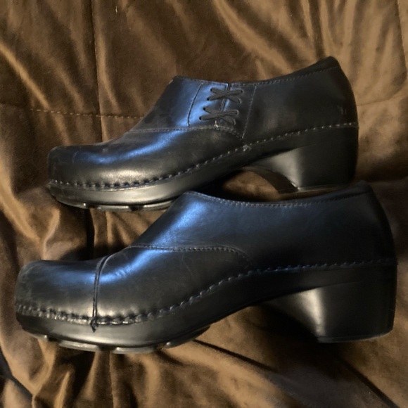 Dansko brand, size 39, black, professional clogs, comfortable work shoes - Picture 5 of 9